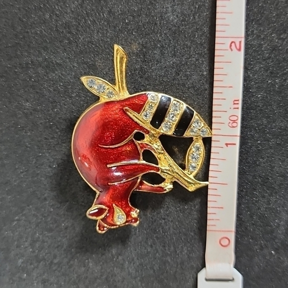 Animal Pin - Picture 3 of 3